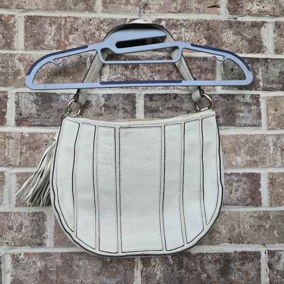Michael Kors Women's Handbag, White - Picture 3 of 7